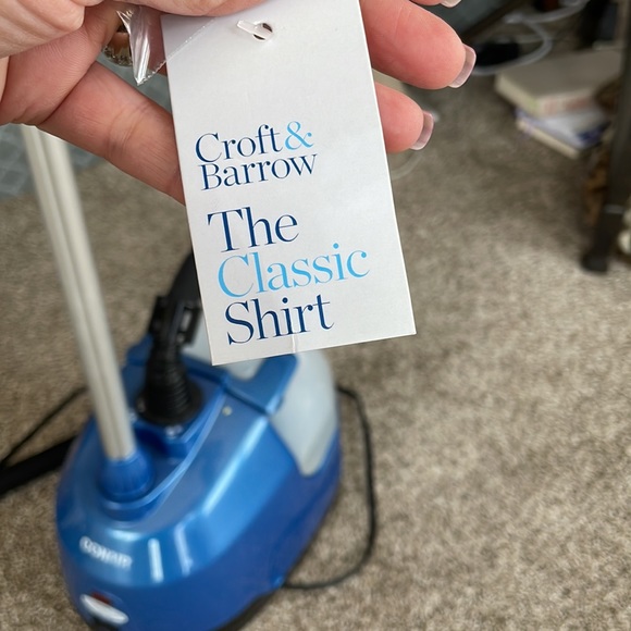 NWT- Croft & Barrow Button Down Shirt - Picture 5 of 9